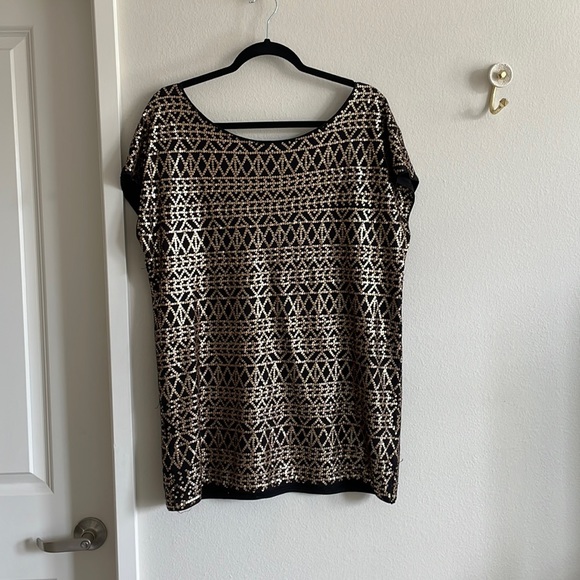 Like New H&M Gold and Black Geometric Medium Sequin Mini Dress - Picture 1 of 5